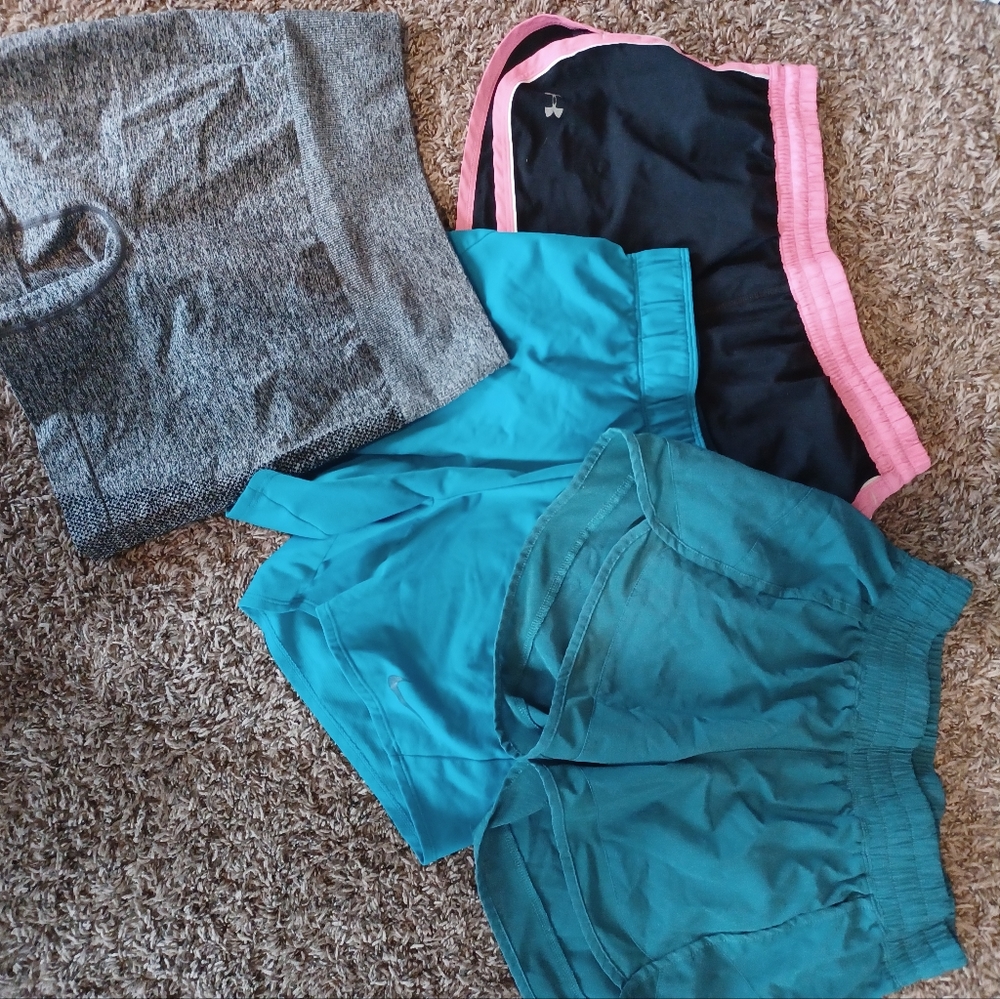Set of 4 womens exercises shorts